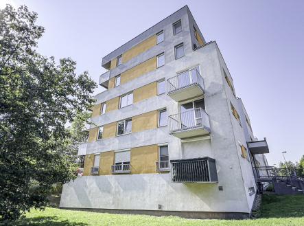 Pronájem bytu, 3+kk, 73 m²