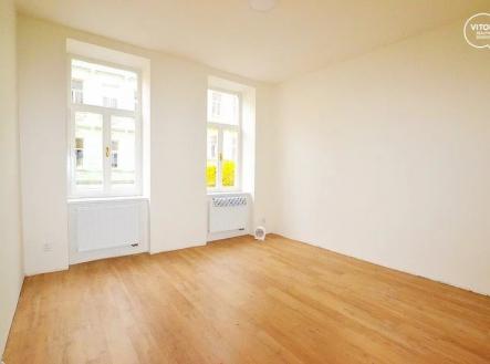 Pronájem bytu, 2+kk, 39 m²