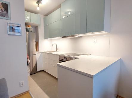 Pronájem bytu, 2+kk, 57 m²