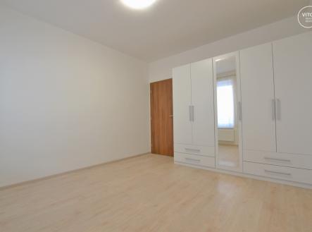 Pronájem bytu, 2+kk, 68 m²