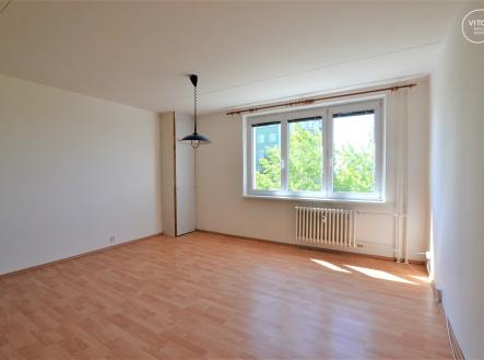 Pronájem bytu, 1+kk, 33 m²