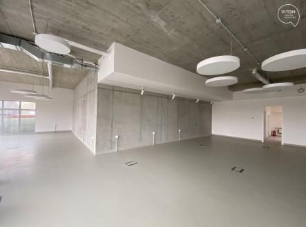 Pronájem - obchodní prostor, 145 m²
