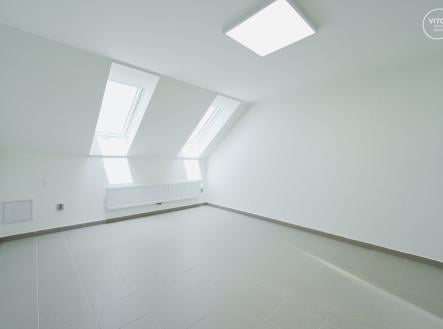 Pronájem - kanceláře, 17 m²