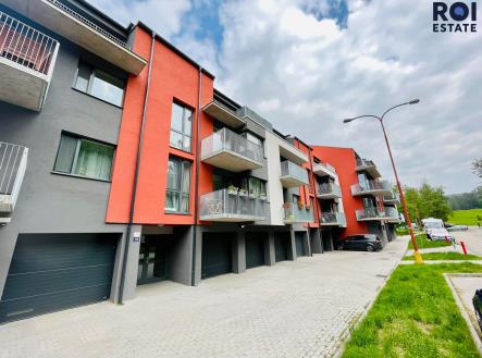 Pronájem bytu, 1+kk, 37 m²