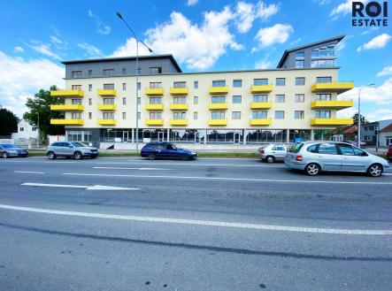 Pronájem komerčního objektu, jiný, 145 m²