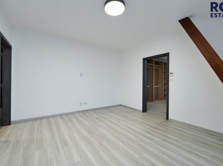 Pronájem bytu, 3+kk, 60 m²
