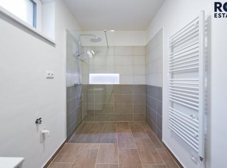 Pronájem domu/vily, 160 m²