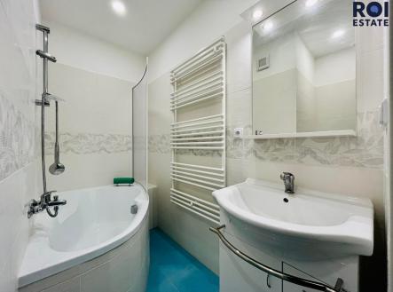 Pronájem bytu, 2+1, 60 m²