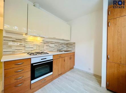 Pronájem bytu, 2+1, 60 m²