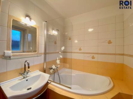 Pronájem bytu, 2+1, 57 m²