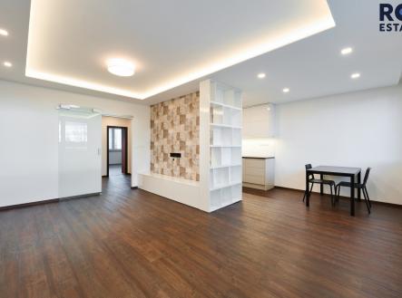 Pronájem bytu, 3+kk, 76 m²