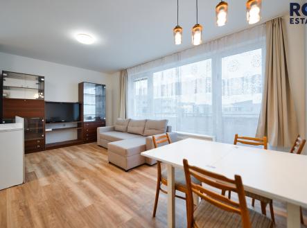 Pronájem bytu, 3+kk, 80 m²