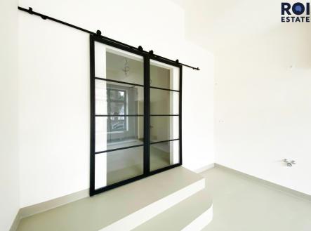 Pronájem obchodní prostory, 29 m²