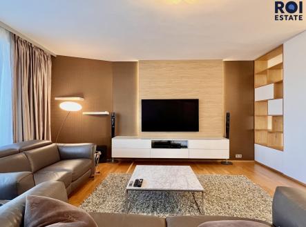 Pronájem bytu, 3+kk, 97 m²