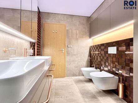 Pronájem bytu, 3+kk, 97 m²