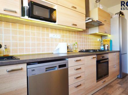 Pronájem bytu, 2+1, 66 m²