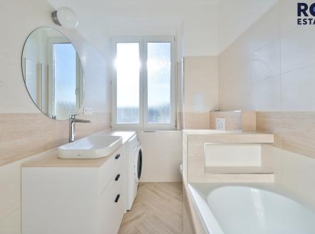 Pronájem bytu, 2+kk, 58 m²