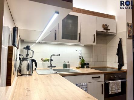 Pronájem bytu, 2+1, 67 m²