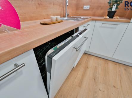 Pronájem bytu, 3+1, 95 m²