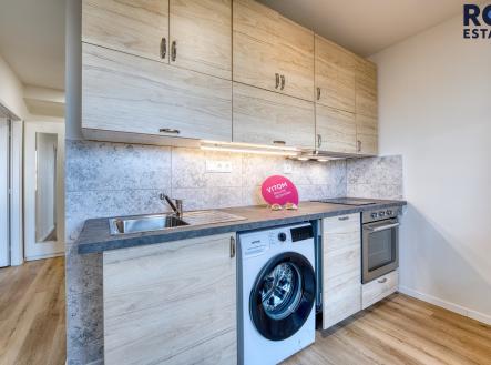 Pronájem bytu, 1+1, 37 m²