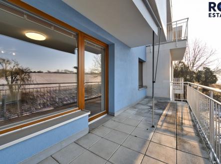 Pronájem bytu, 2+kk, 66 m²