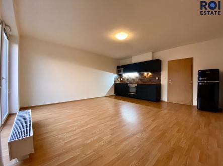 Pronájem bytu, 1+kk, 38 m²