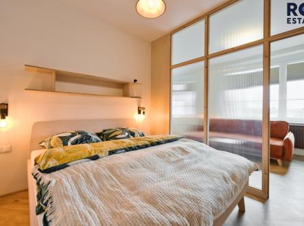 Pronájem bytu, 2+kk, 44 m²