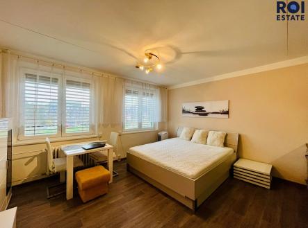 Pronájem bytu, 1+kk, 32 m²