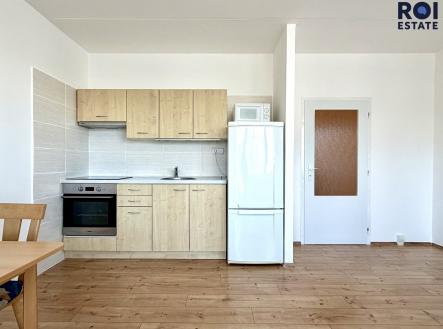 Pronájem bytu, 1+kk, 37 m²