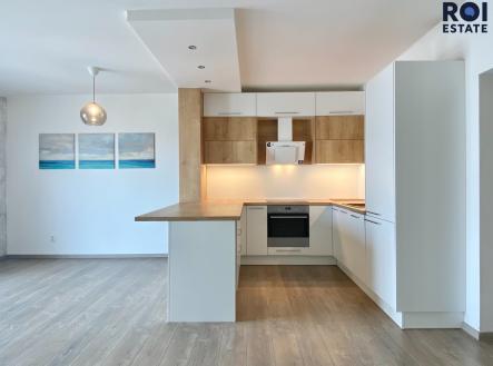 Pronájem bytu, 2+kk, 65 m²