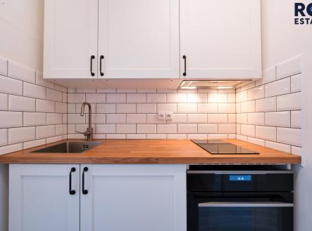 Pronájem bytu, 1+kk, 23 m²