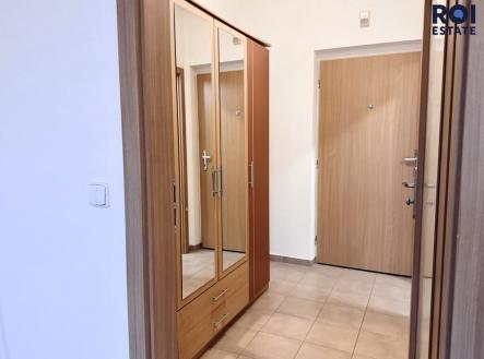 Pronájem bytu, 1+kk, 33 m²