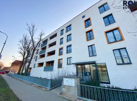 Pronájem bytu, 2+kk, 56 m²