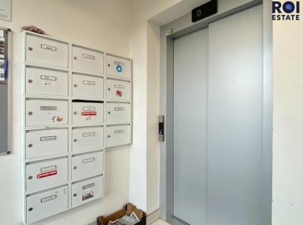 Pronájem bytu, 2+kk, 56 m²