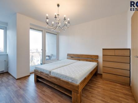 Pronájem bytu, 3+kk, 77 m²