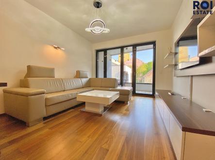 Pronájem bytu, 2+kk, 70 m²