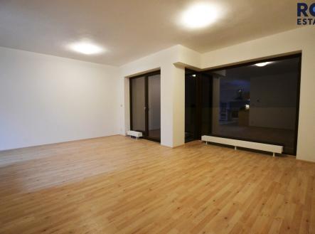 Pronájem bytu, 2+kk, 64 m²