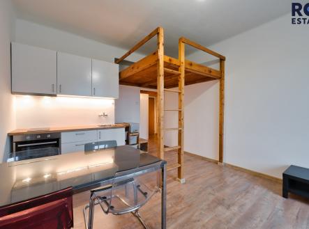 Pronájem bytu, 1+kk, 30 m²