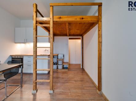 Pronájem bytu, 1+kk, 30 m²