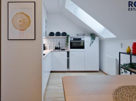 Pronájem bytu, 2+kk, 48 m²