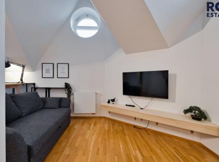 Pronájem bytu, 2+kk, 48 m²