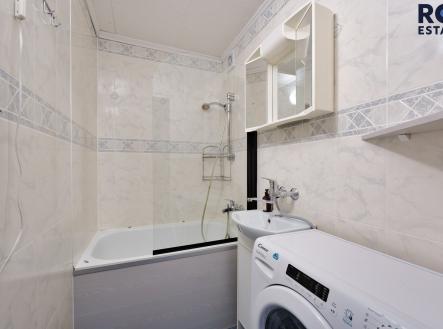 Pronájem bytu, 1+kk, 27 m²