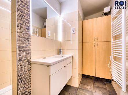 Pronájem bytu, 2+kk, 77 m²