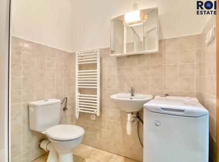 Pronájem bytu, 1+kk, 32 m²