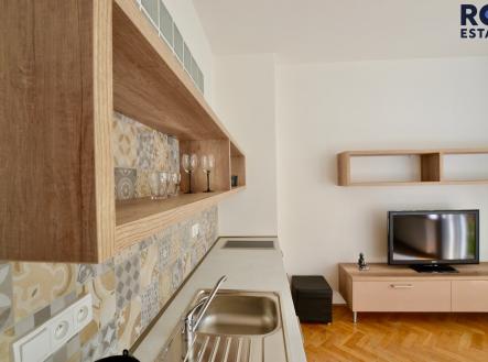 Pronájem bytu, 1+kk, 27 m²