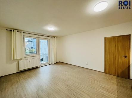Pronájem bytu, 1+kk, 35 m²