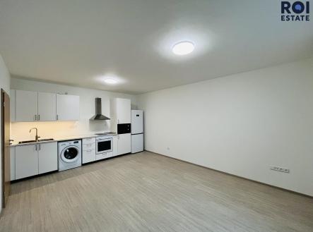 Pronájem bytu, 1+kk, 35 m²