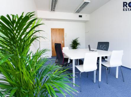 Pronájem kanceláře, 38 m²