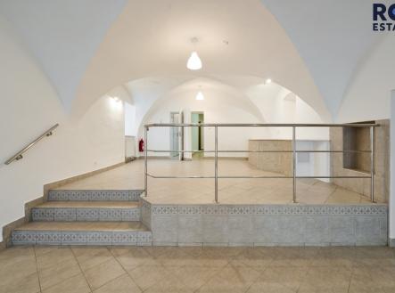 Pronájem obchodní prostor, 82 m²