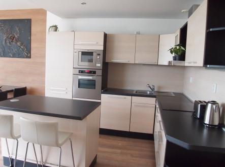 Pronájem bytu, 3+kk, 110 m²